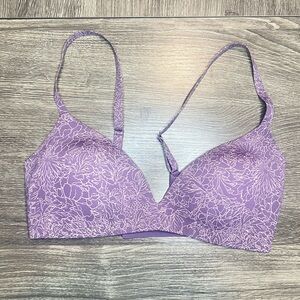 Lululemon bra 32c padded purple flower print Sport active light